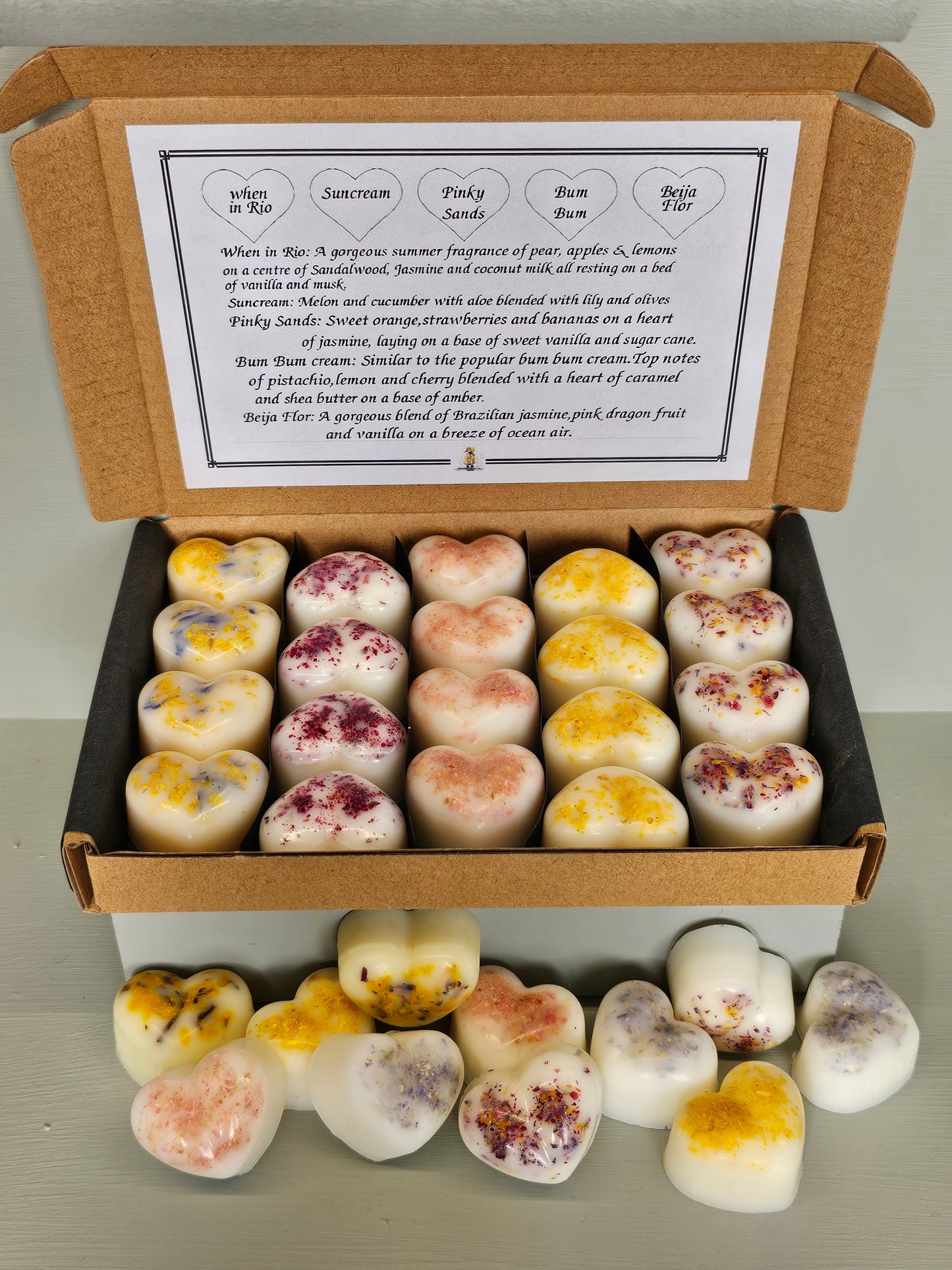 Summer Holiday Collection of 20 heart wax melts in gift box