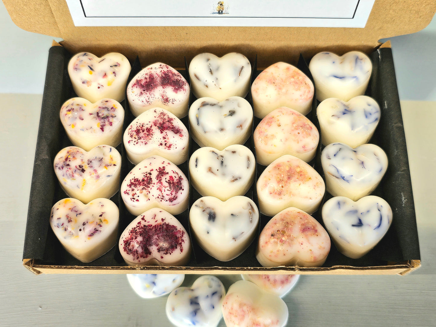 Floral Collection of 20 heart wax melts in gift box