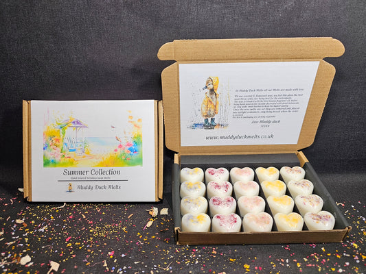 Summer collection of 20 heart wax melts in gift box