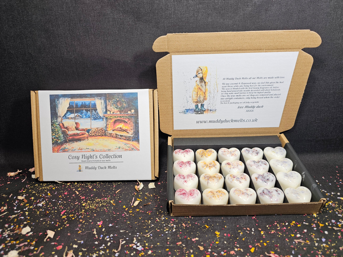 Cosy Night's collection of 20 wax melts in a gift box